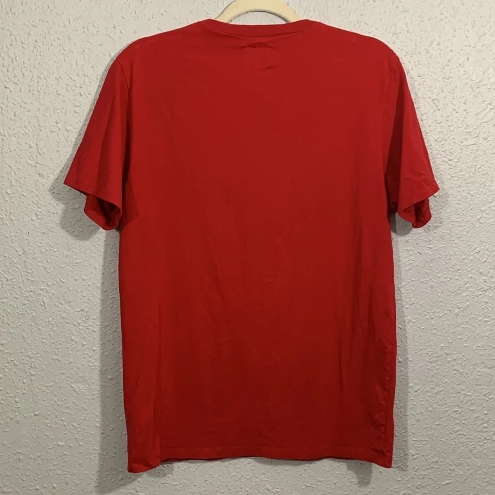 GUESS‎ Men's Red Short Sleeve Pima Embellished Logo Crew T-Shirt size M - Picture 5 of 12